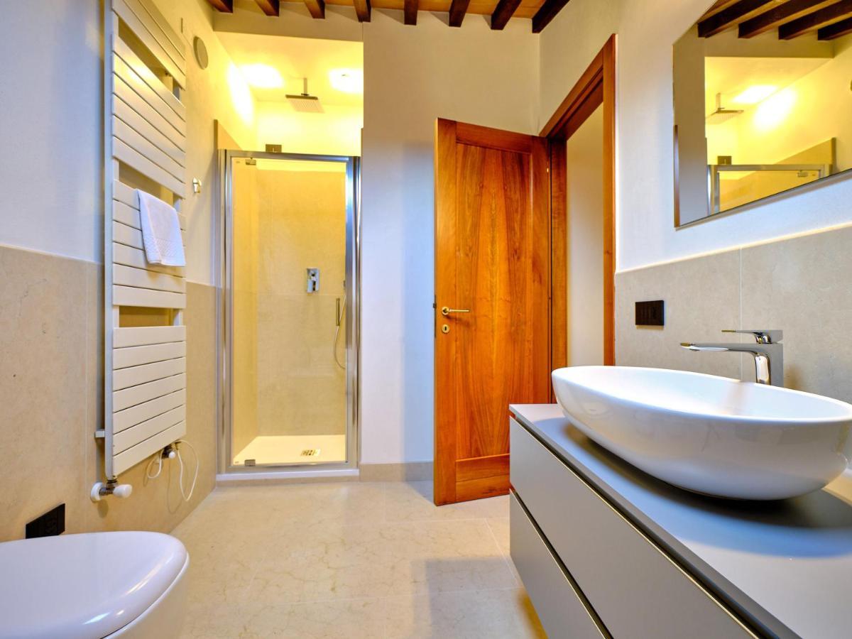 Apartmentsarena - Residenza Degli Scaligeri - Piazza Erbe Verona Exterior photo